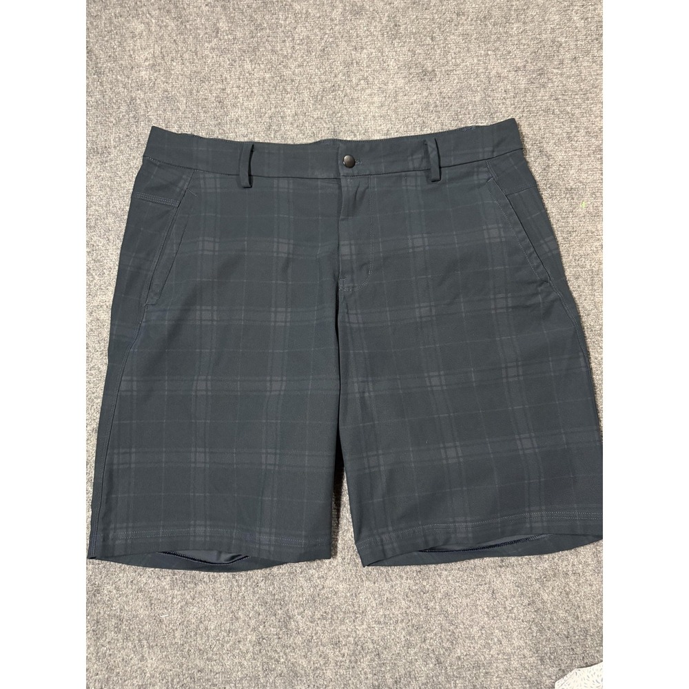 Lululemon Shorts Mens 40 Gray Plaid Chino Golf Performance 11 Inseam Stretch